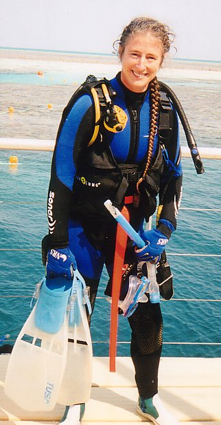 Picture of Mandy Kotzman scuba diving